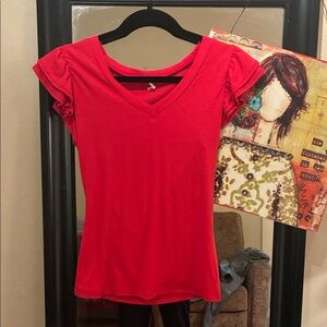 Women’s V-Neck Short Sleeve Top in Red